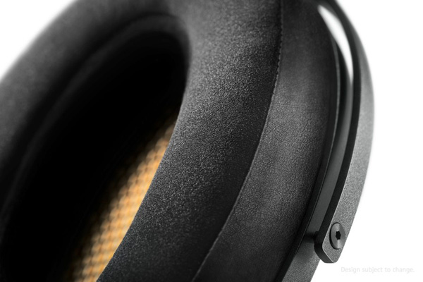 The genuine leather ear cushions are crafted in Germany and ensure the highest possible comfort even over several hours.