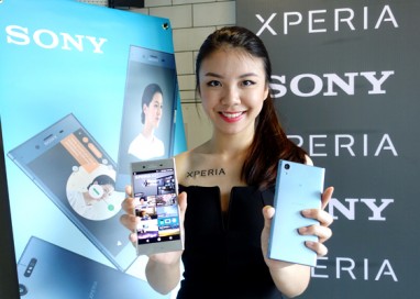 Sony enhances consumer communication possibilities with the world’s first smartphone featuring real-time 3D capture