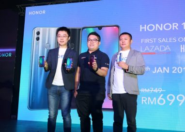The HONOR 10 Lite is officially here to keep you #24hrInStyle!