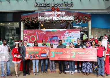 Plaza Low Yat Pre-Christmas ICT Sale Grand Prize Presentation