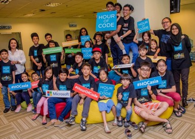 Microsoft Malaysia takes the Hour of Code journey from prison school to International schools, and beyond