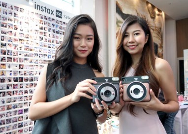 Fujifilm targets Quadruple Global Sales of Instax Cameras to 9 Million Units in FY2018 with the launch of Instax SQUARE SQ6