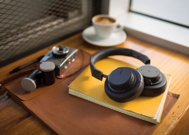 Plantronics Backbeat Go 605 Wireless Headphones: Superior and Personalized Sound for less than RM500