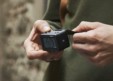 Tough and Tiny Sony RX0 II introduced