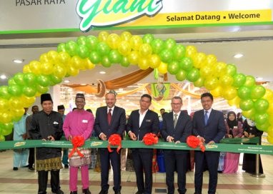 Giant Hypermarket Batu Caves unveiled New Fresh Look; Offering Customers Seamless Shopping Experience