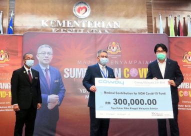 Coway Malaysia donates RM300,000 to Ministry of Health
